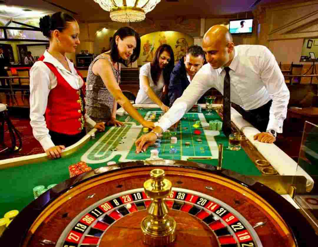 Bạn có thể tận hưởng nhiều tiện nghi tại New World Casino Hotel
